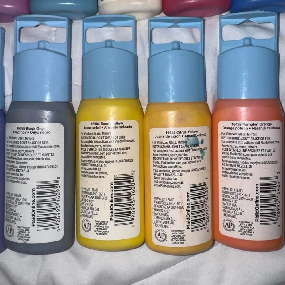 20 Bottles of Plaid Gallery Stained Glass Mirror Window Paint